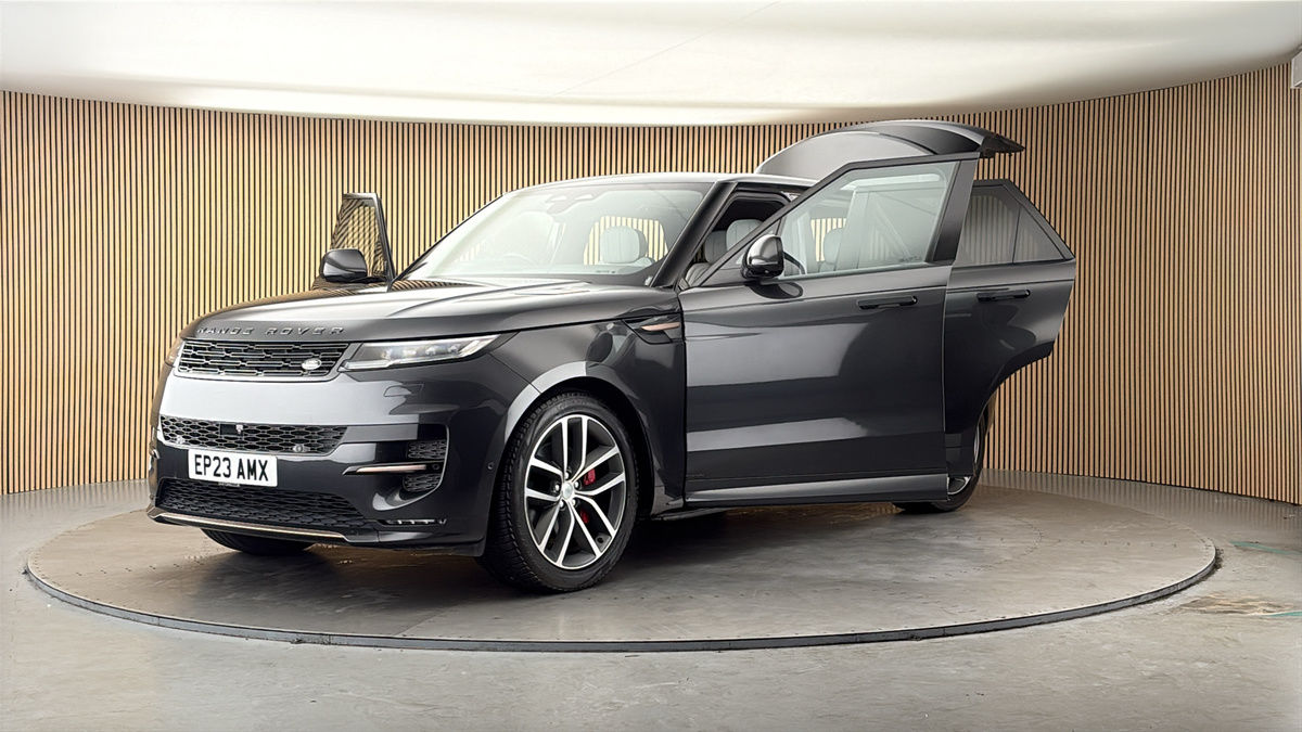 More views of Land Rover Range Rover Sport