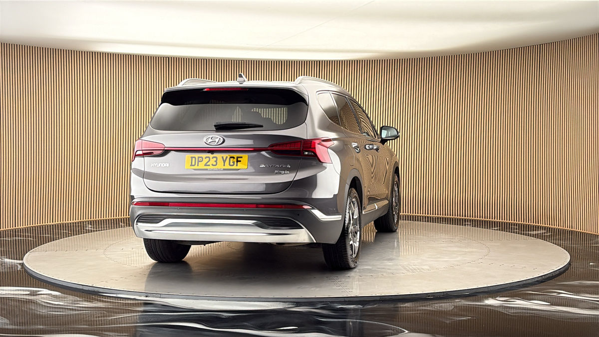 More views of Hyundai Santa Fe