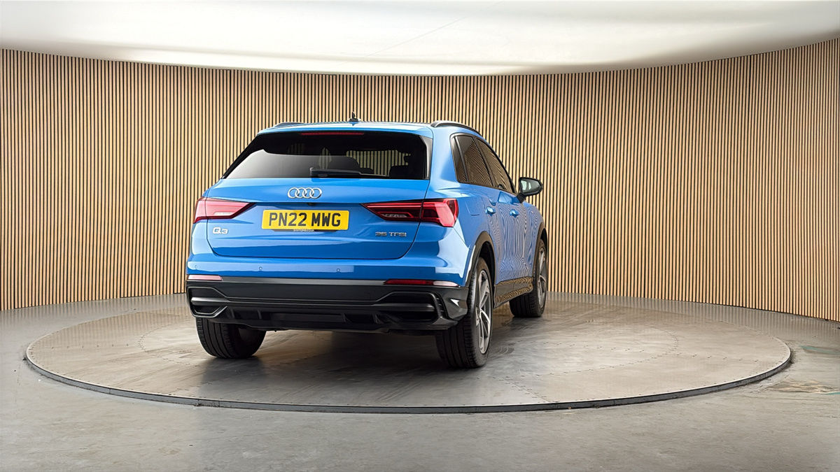 More views of Audi Q3