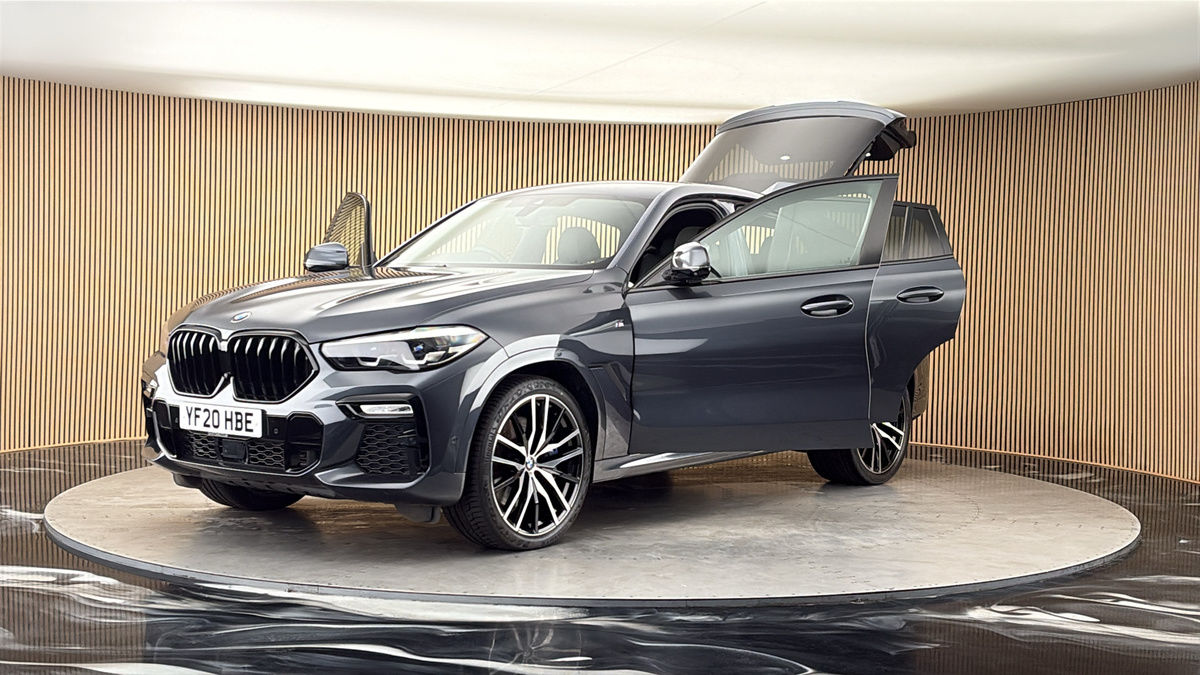 More views of BMW X6