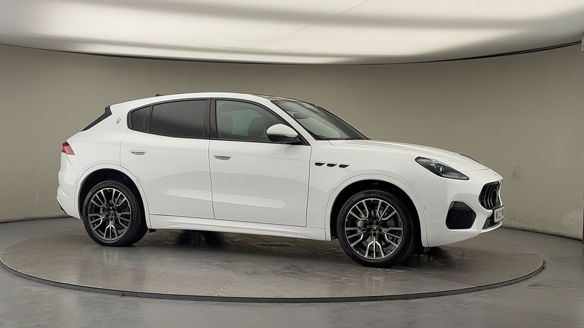 More views of Maserati Grecale