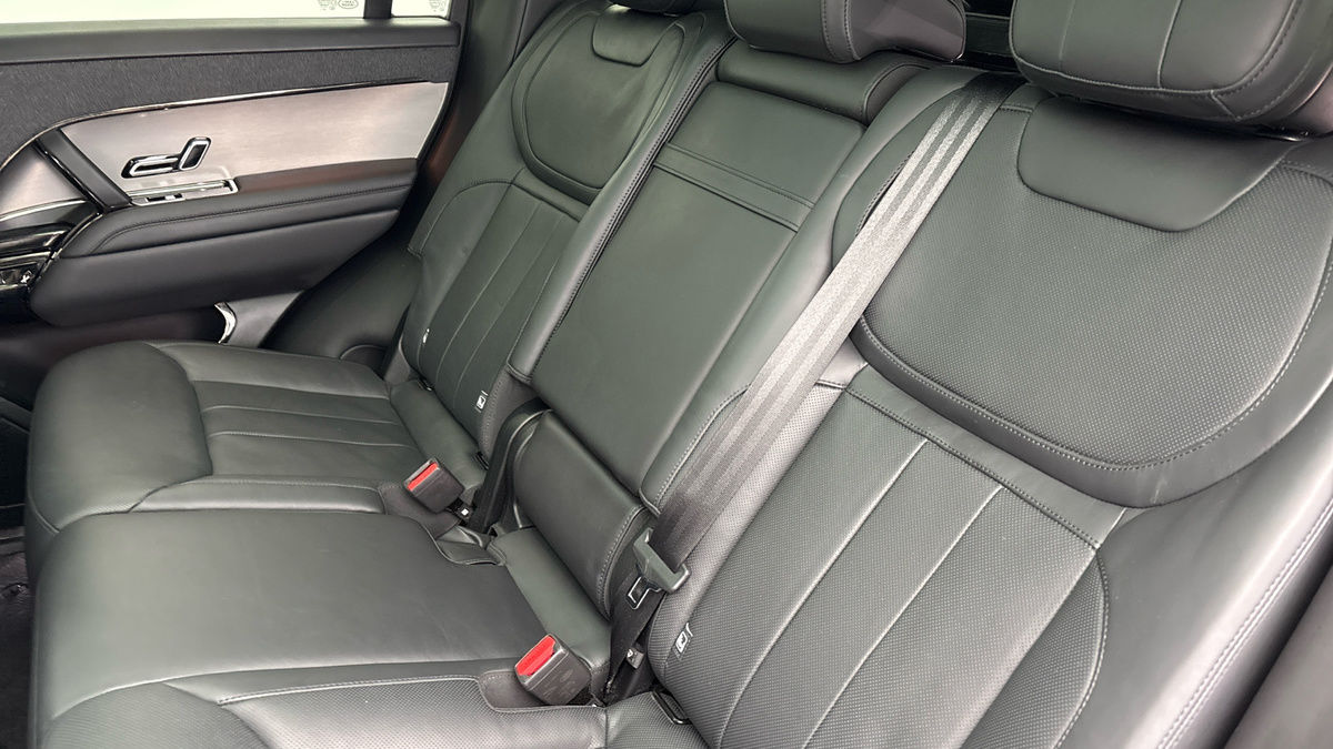 Land Rover Range Rover Sport Urban Image 8