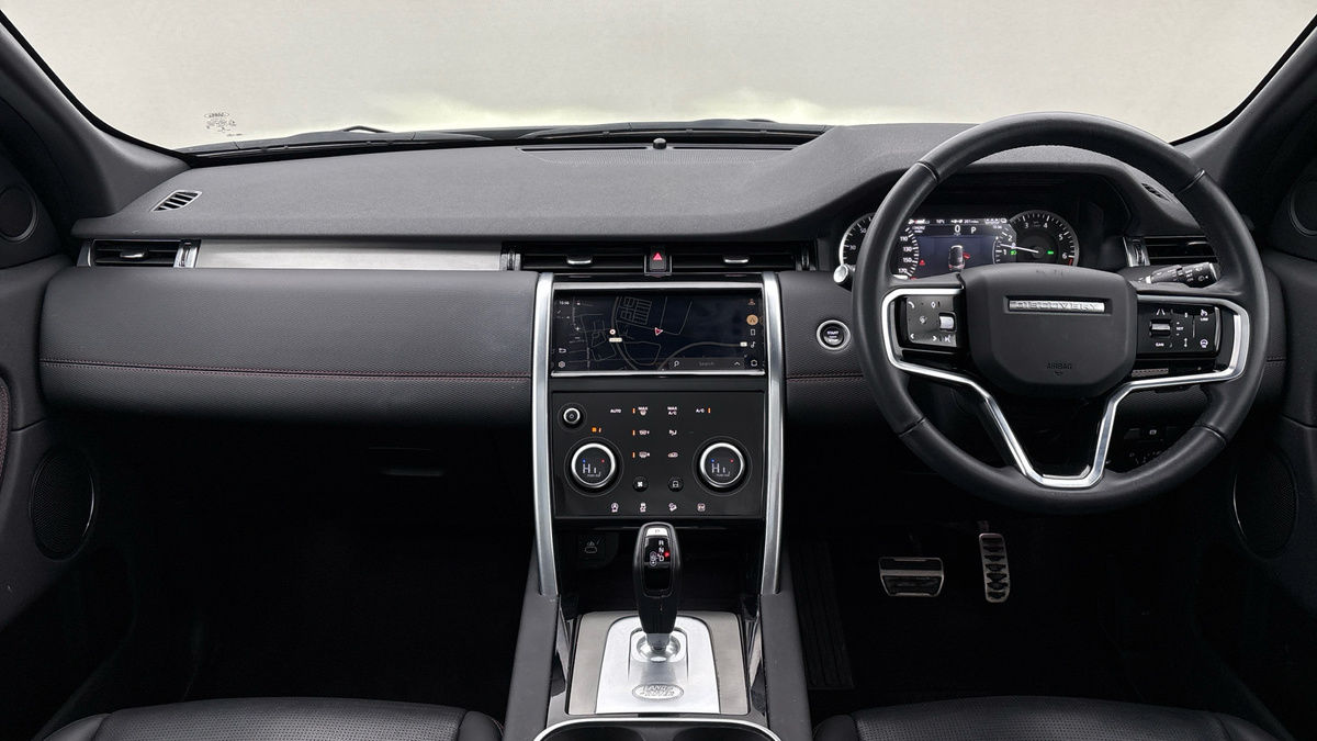 Land Rover Discovery Sport Image 12