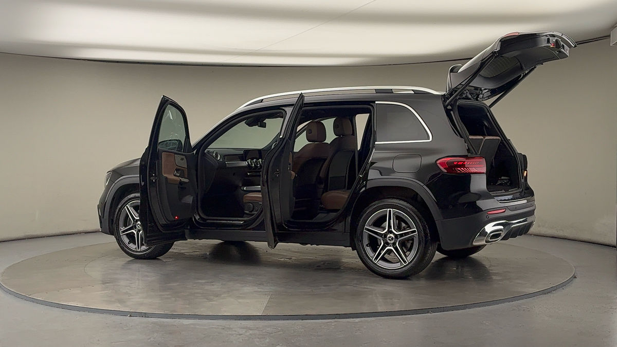 More views of Mercedes-Benz GLB