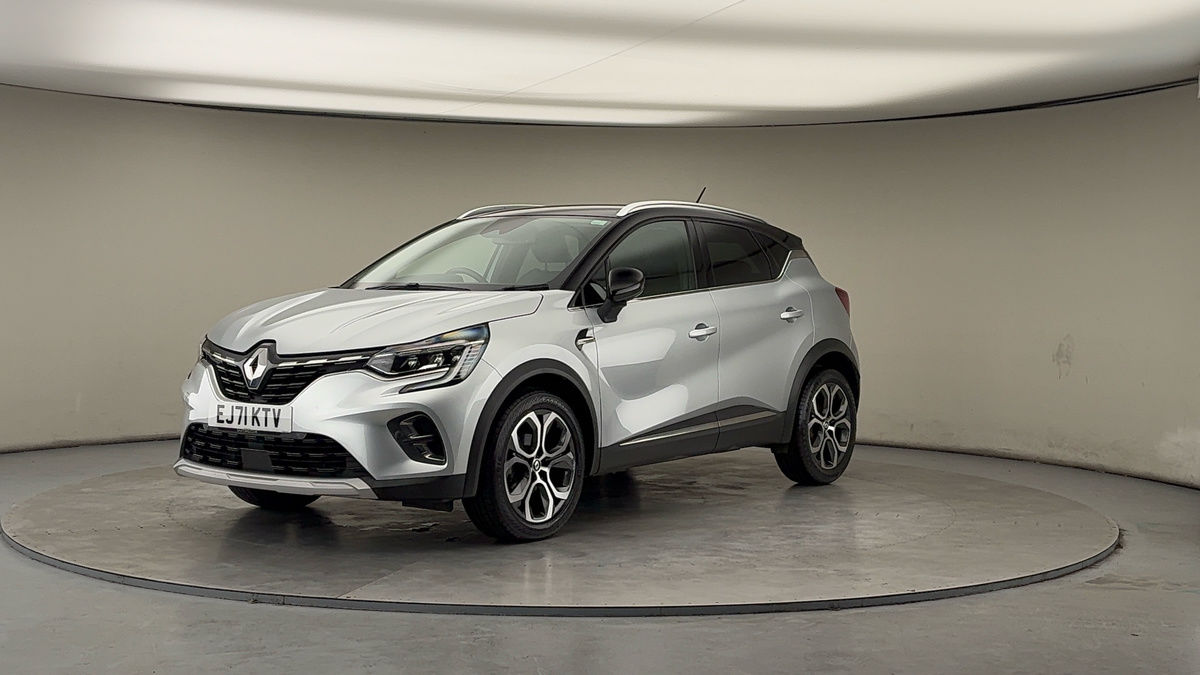More views of Renault CAPTUR