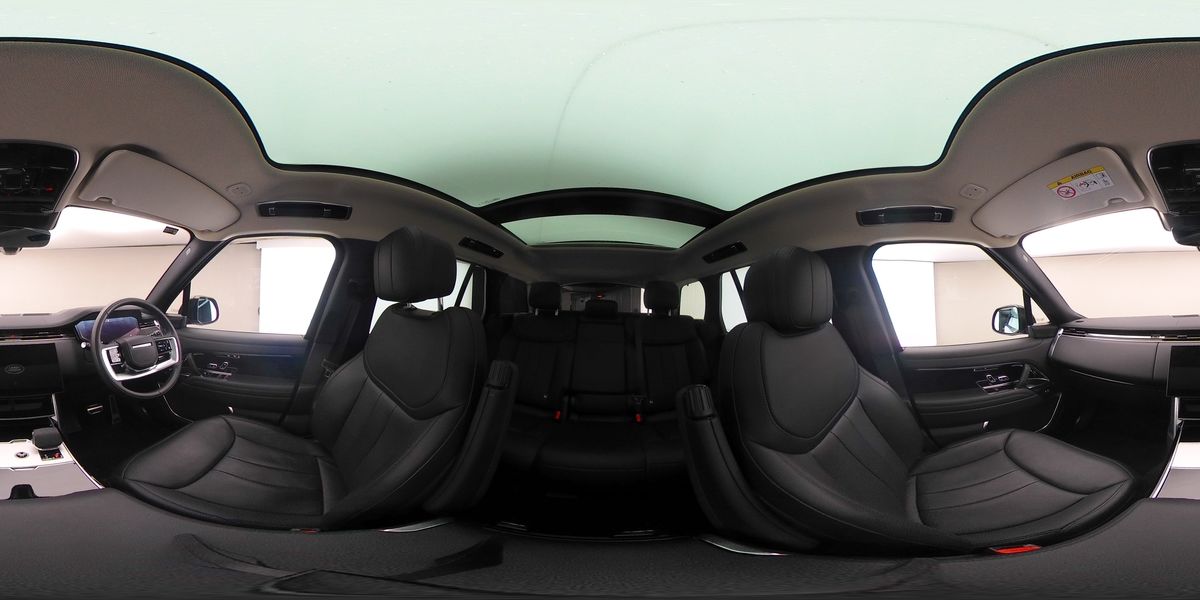 More views of Land Rover Range Rover