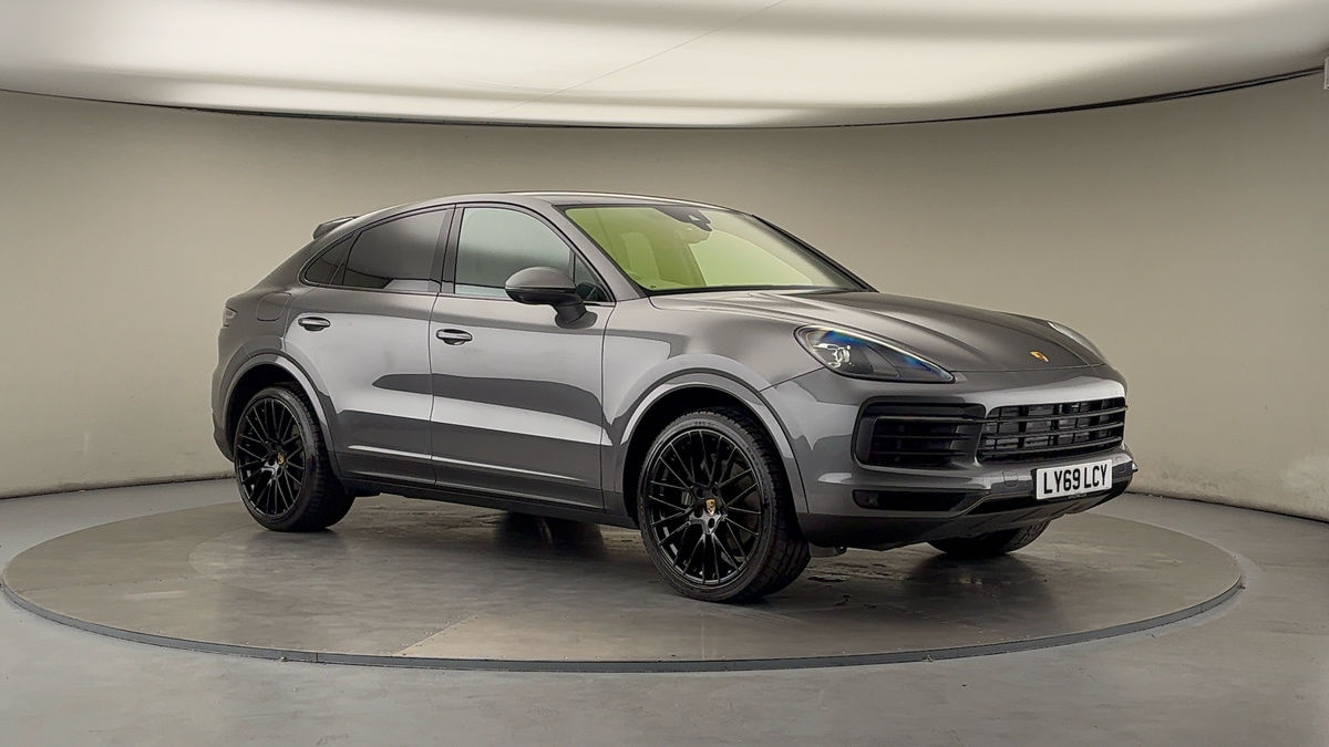 More views of Porsche Cayenne