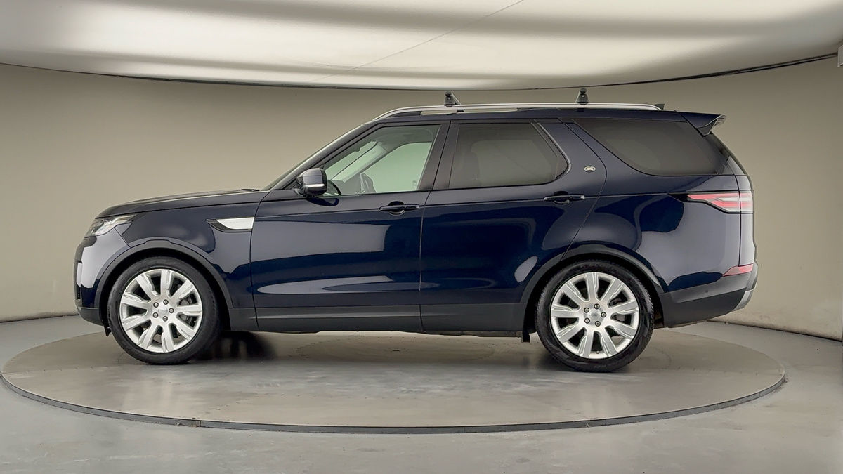 More views of Land Rover Discovery