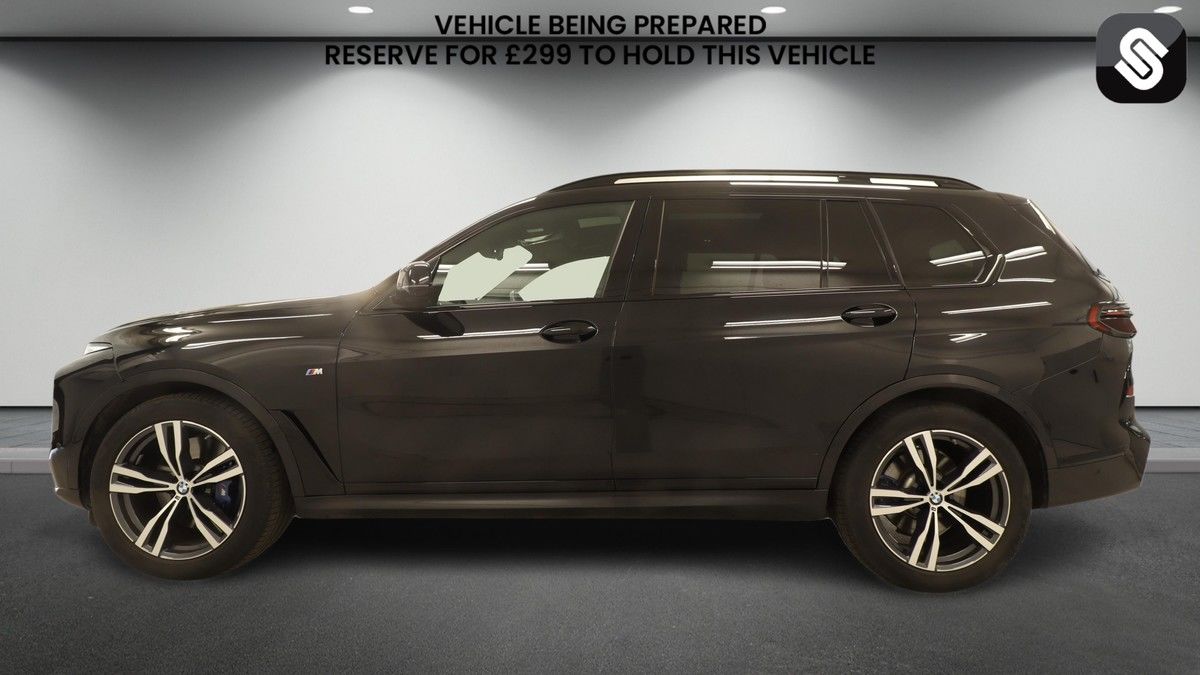 BMW X7 Image 6