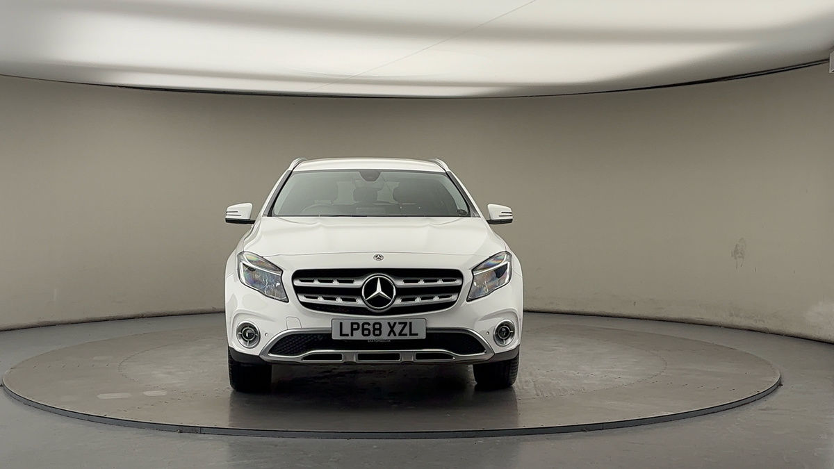 More views of Mercedes-Benz GLA
