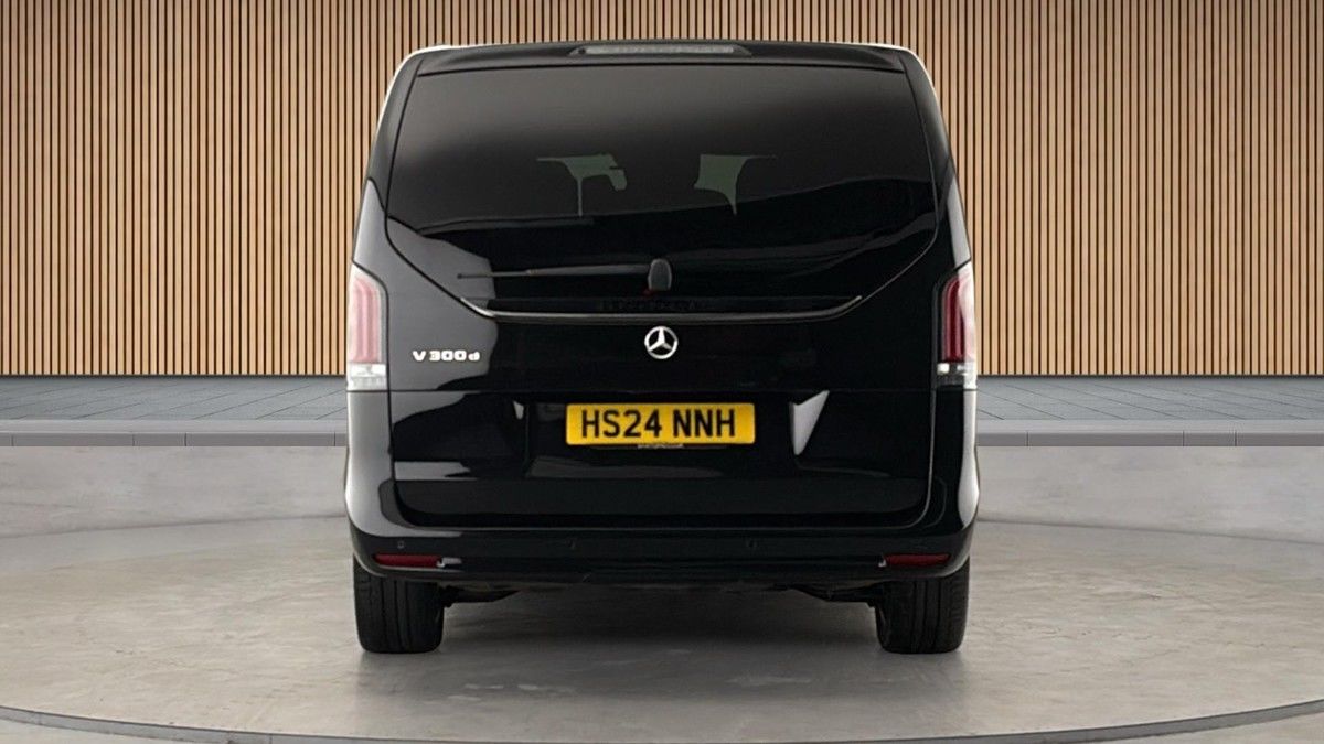 Mercedes-Benz V Class Image 4