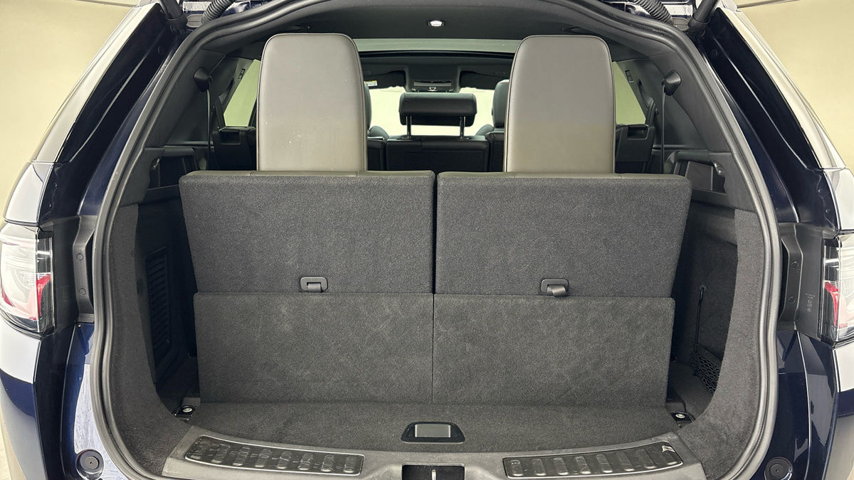 Land Rover Discovery Sport Image 11