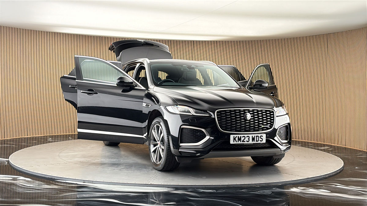More views of Jaguar F-PACE