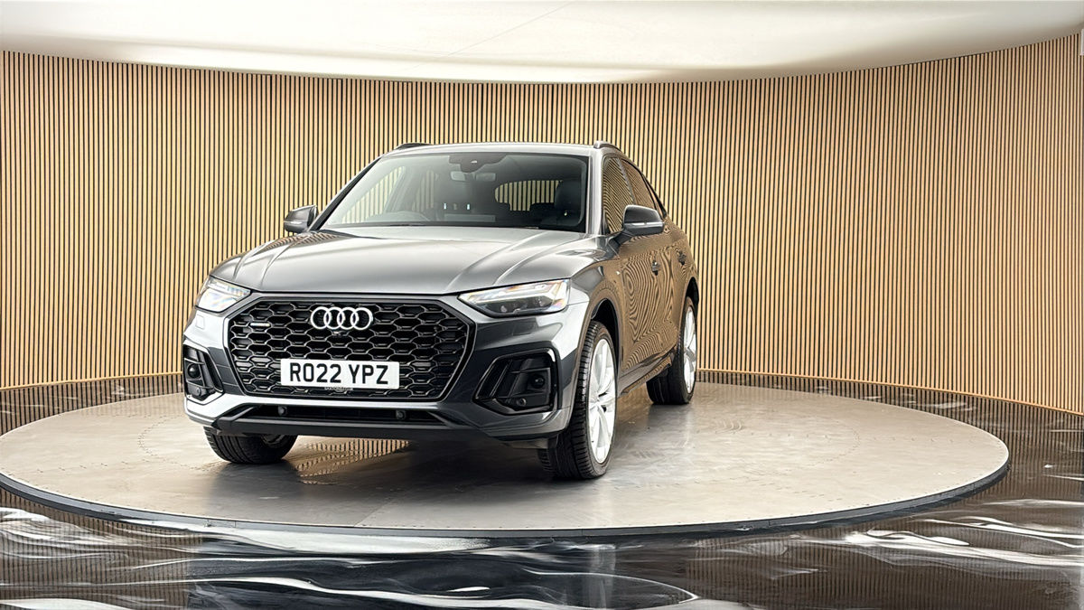 More views of Audi Q5