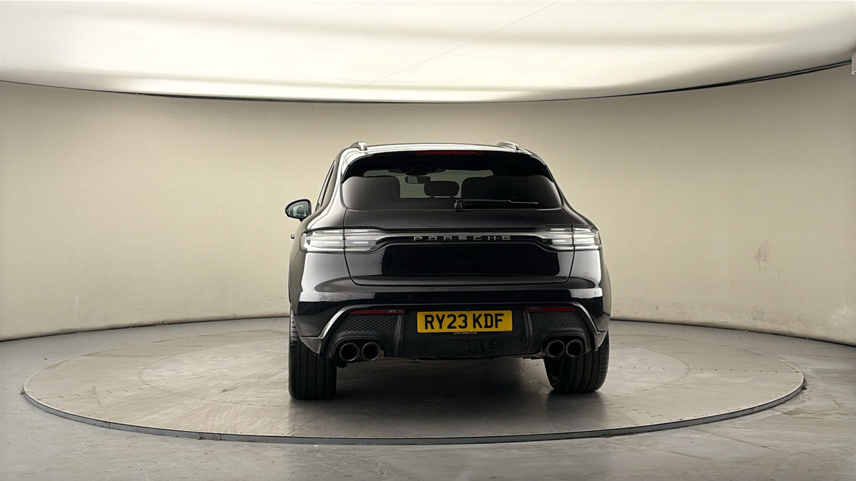 More views of Porsche Macan