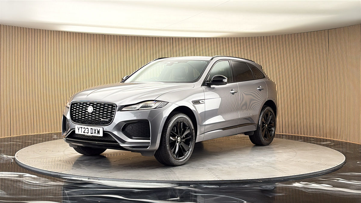 More views of Jaguar F-PACE