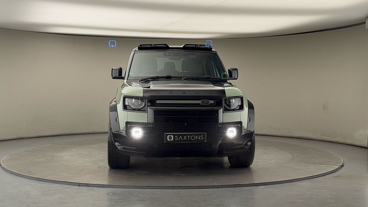 More views of Land Rover Defender 90