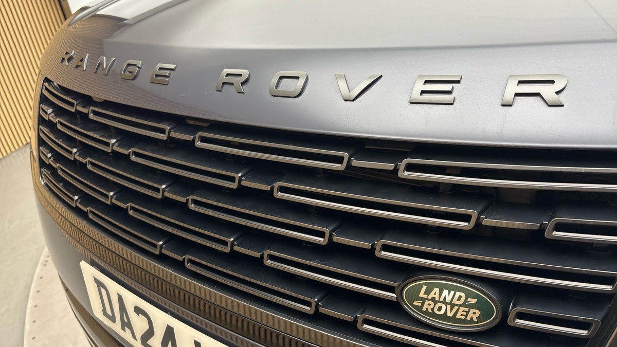 Land Rover Range Rover Image 24
