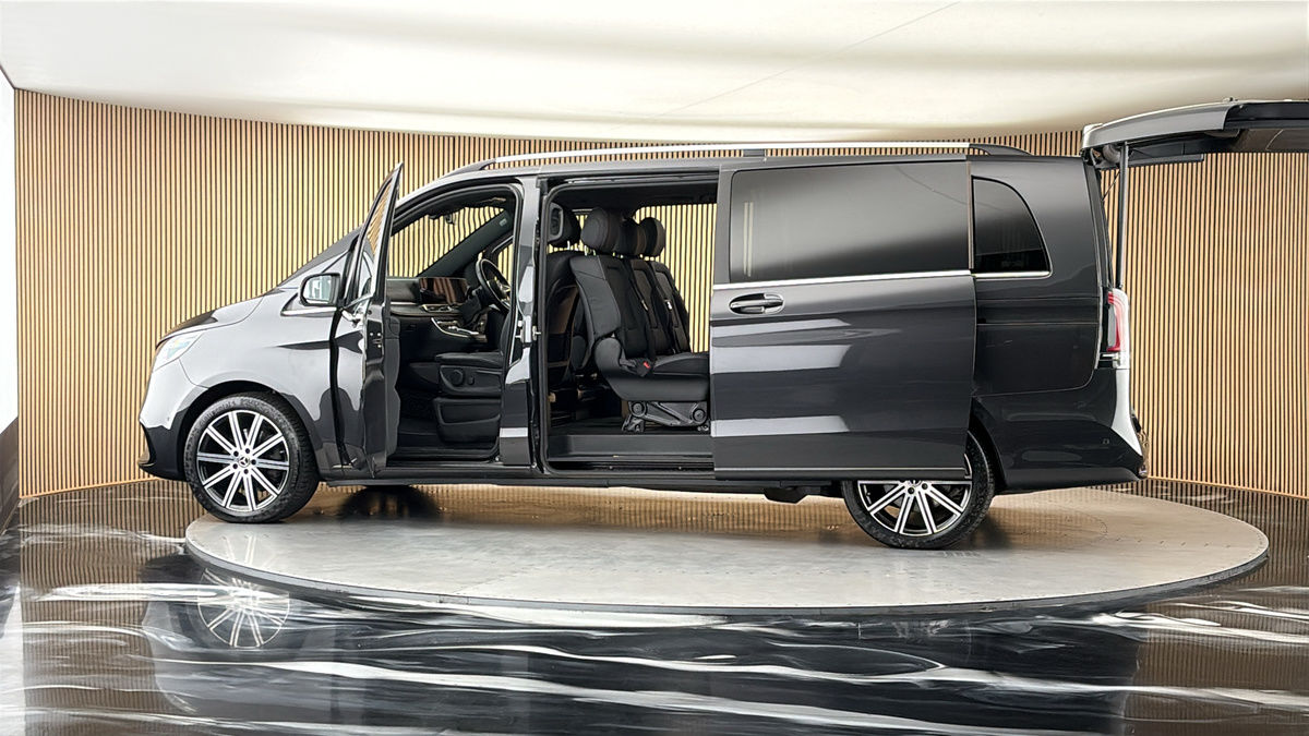More views of Mercedes-Benz V Class