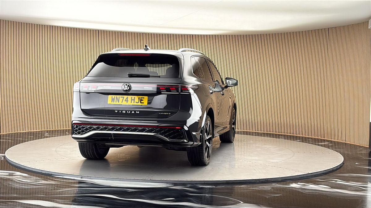 More views of Volkswagen Tiguan