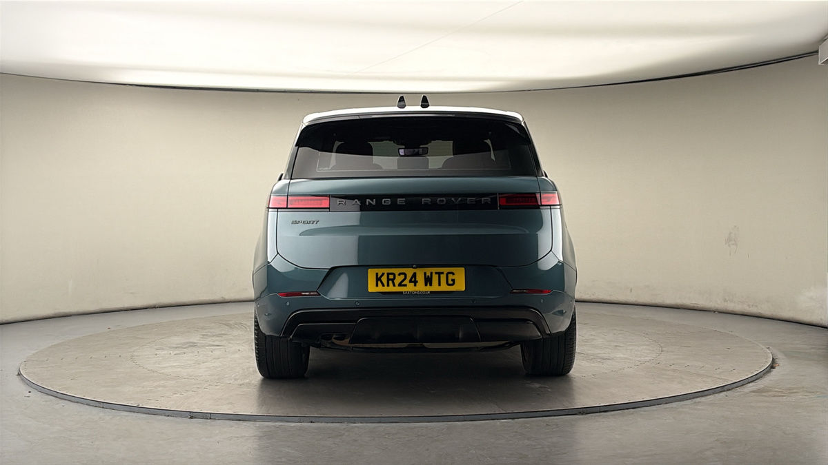 Land Rover Range Rover Sport Image 4