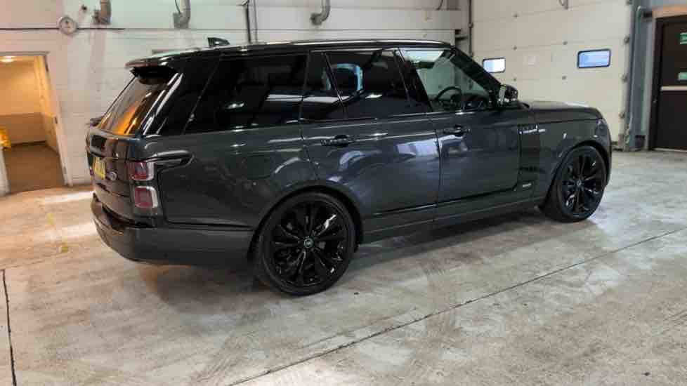 More views of Land Rover Range Rover