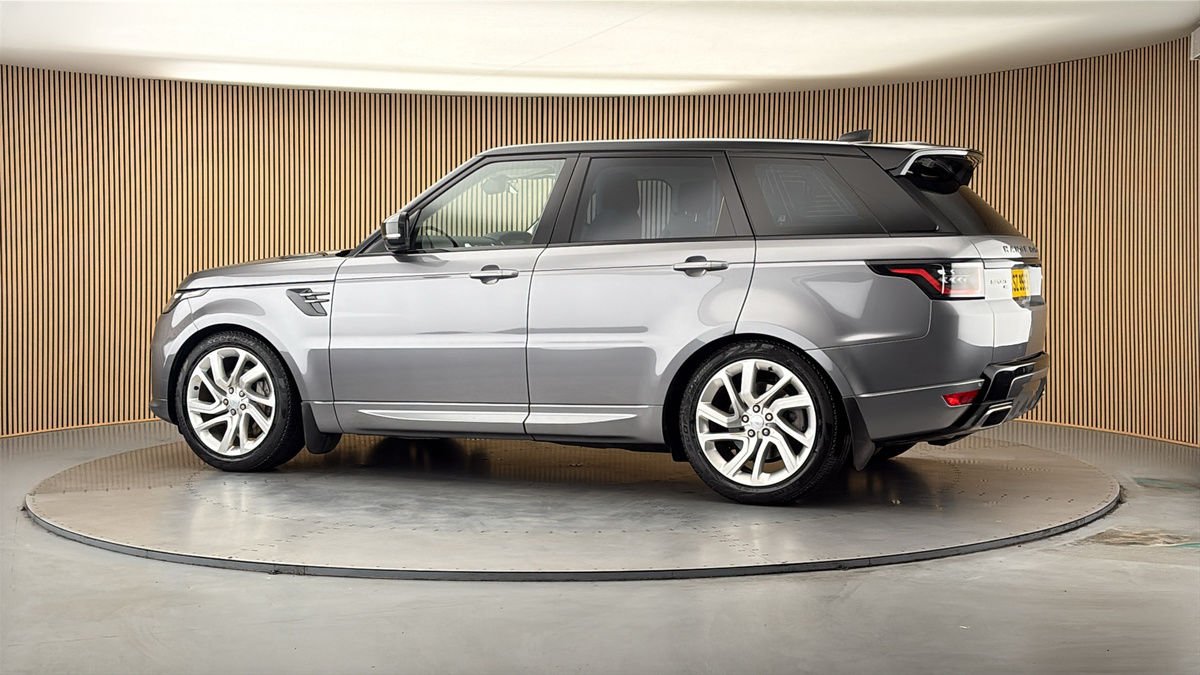 More views of Land Rover Range Rover Sport