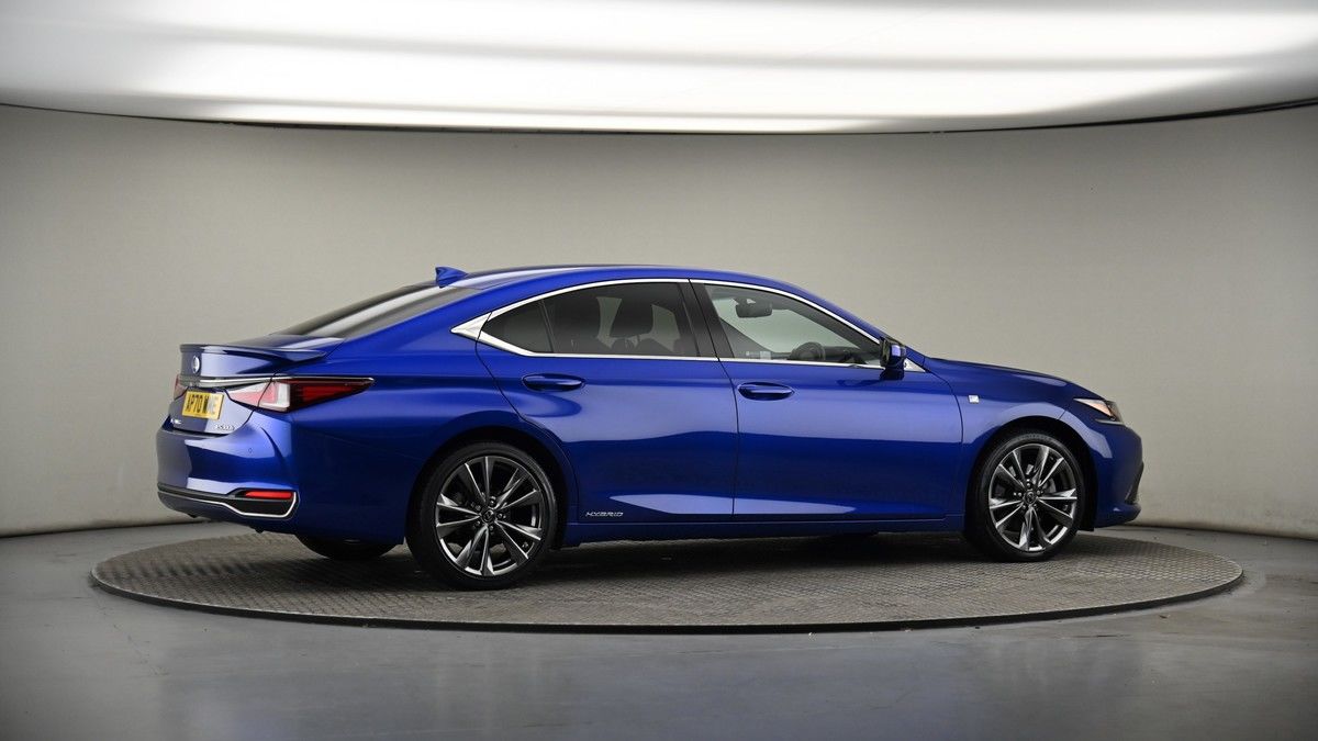 More views of Lexus ES