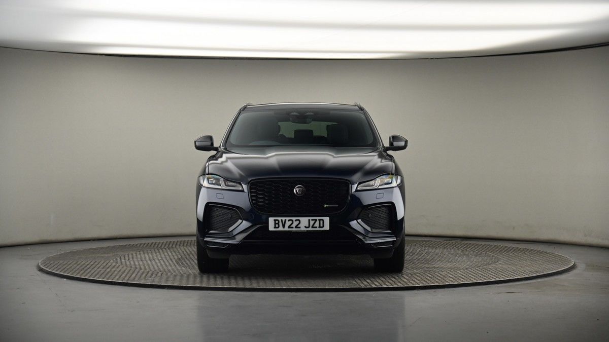 Jaguar F-PACE Image 18