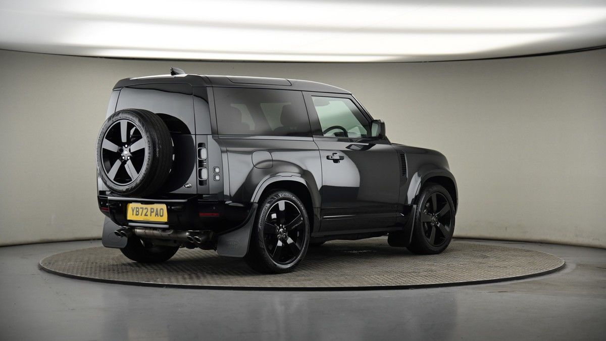 Land Rover Defender 90 Image 7