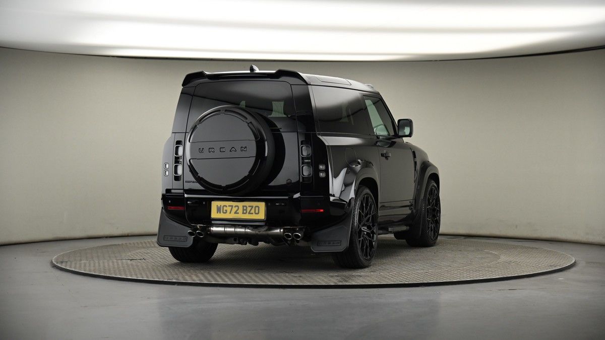 More views of Land Rover Defender 90