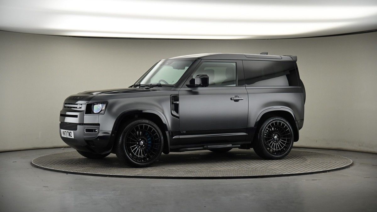 More views of Land Rover Defender 90