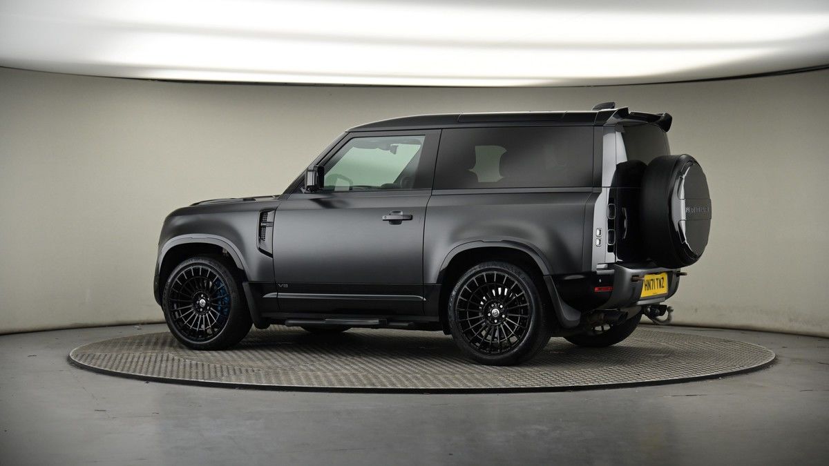 More views of Land Rover Defender 90
