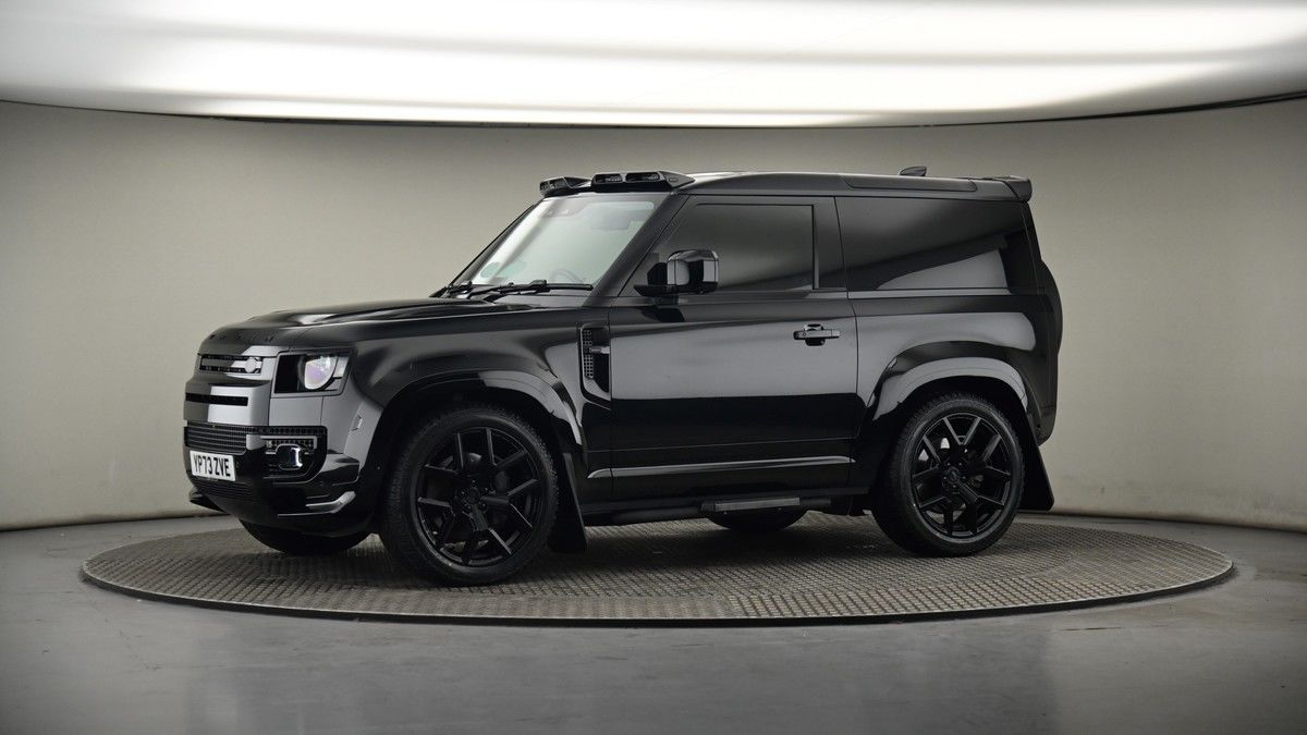 More views of Land Rover Defender 90