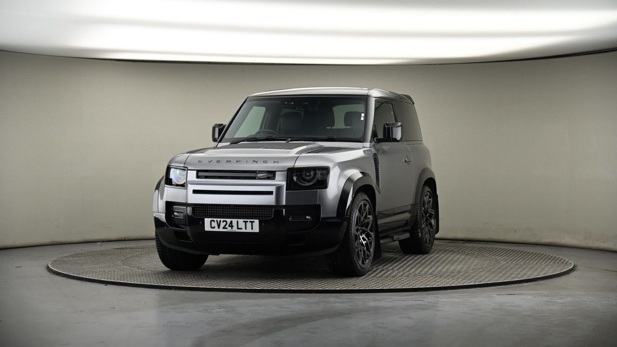 More views of Land Rover Defender 90