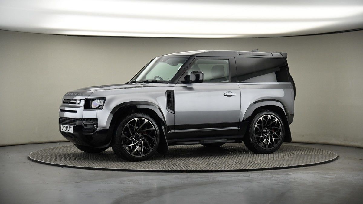 More views of Land Rover Defender 90