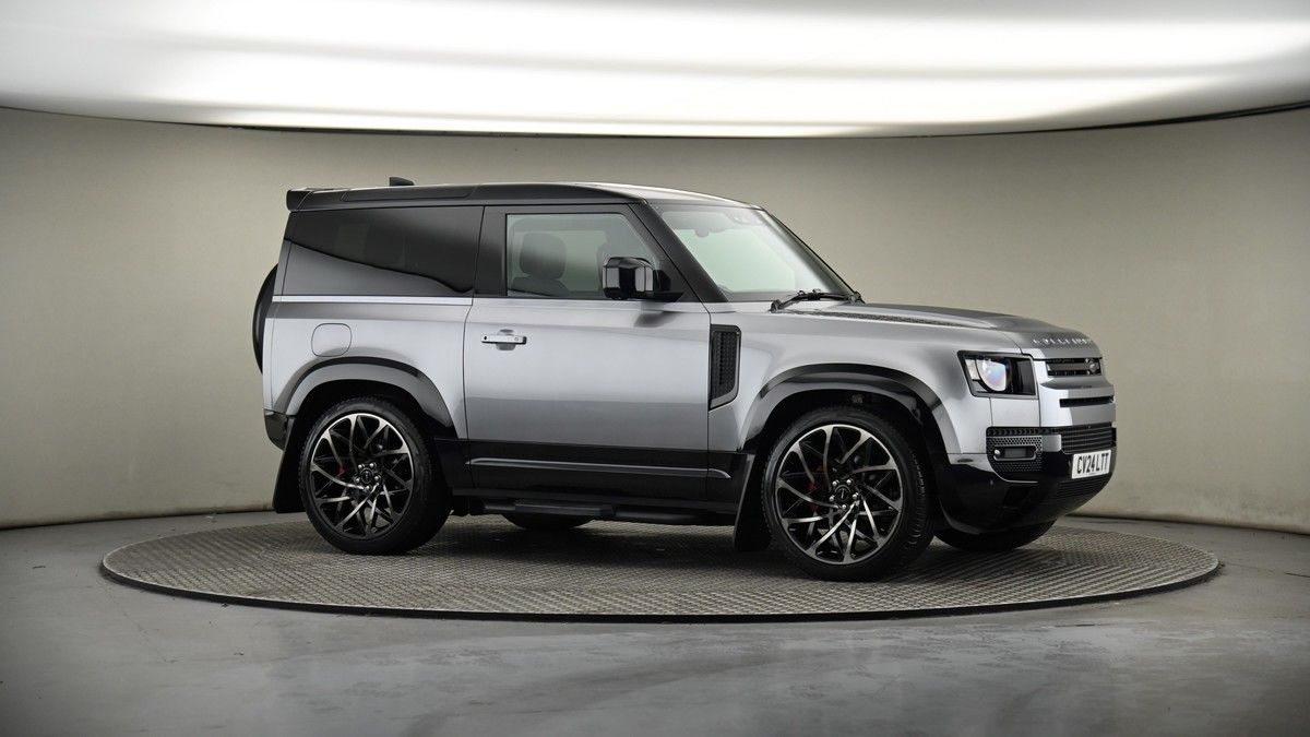 Land Rover Defender 90 Image 6