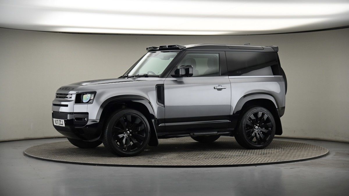 More views of Land Rover Defender 90