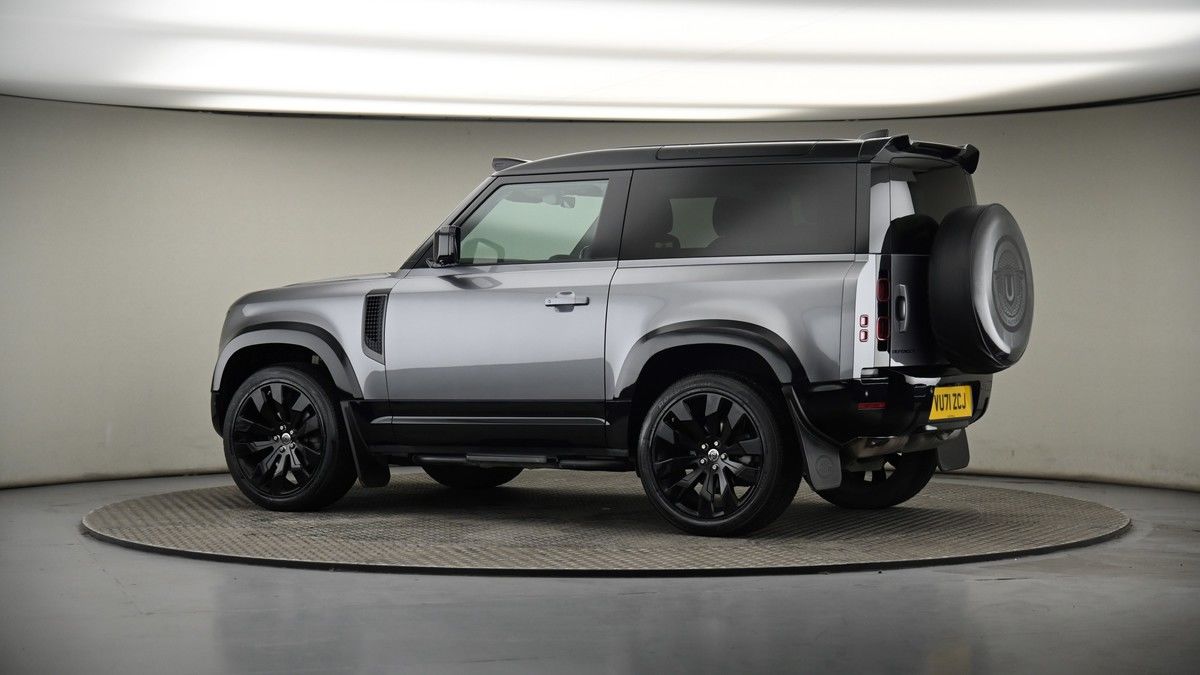 More views of Land Rover Defender 90