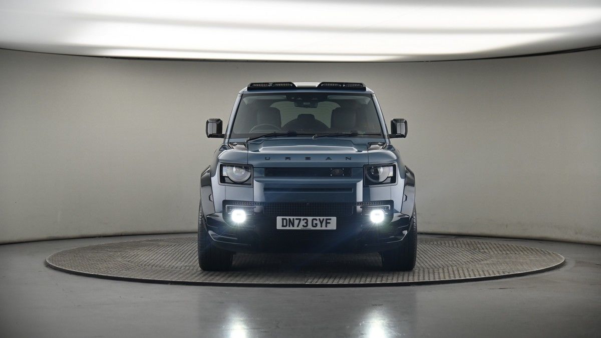 Land Rover Defender 110 Urban Image 18