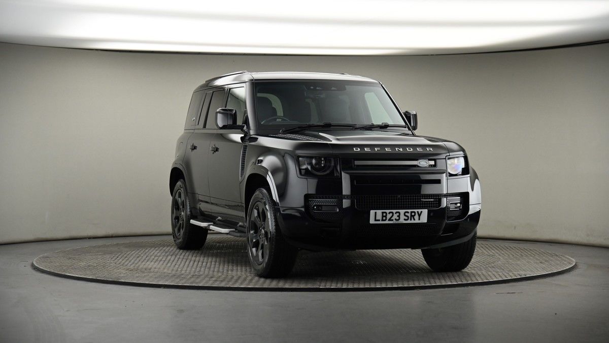 More views of Land Rover Defender 110