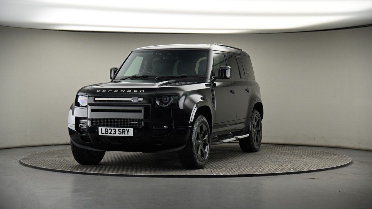 More views of Land Rover Defender 110
