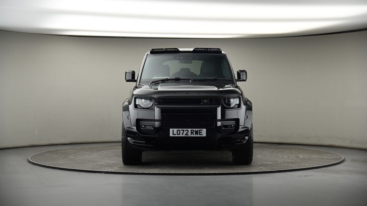 Land Rover Defender 110 Urban Image 18