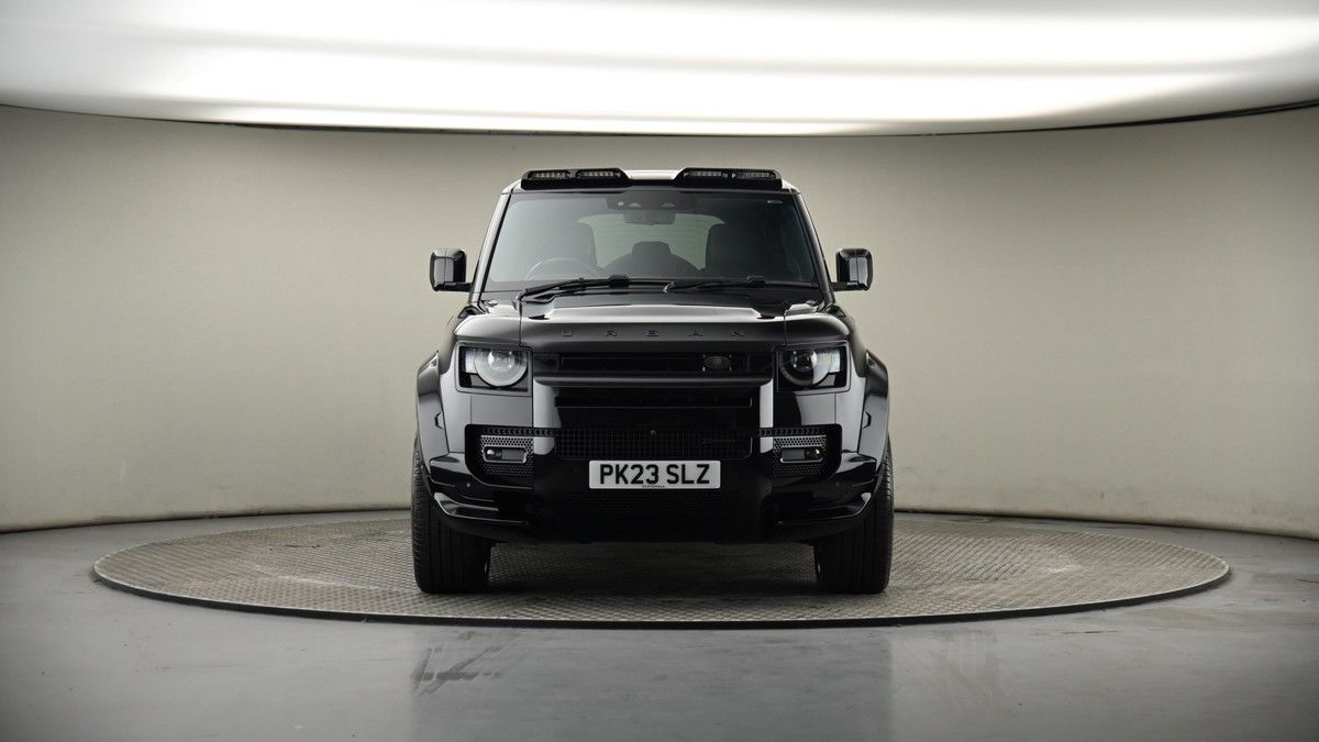 Land Rover Defender 110 Urban Image 18