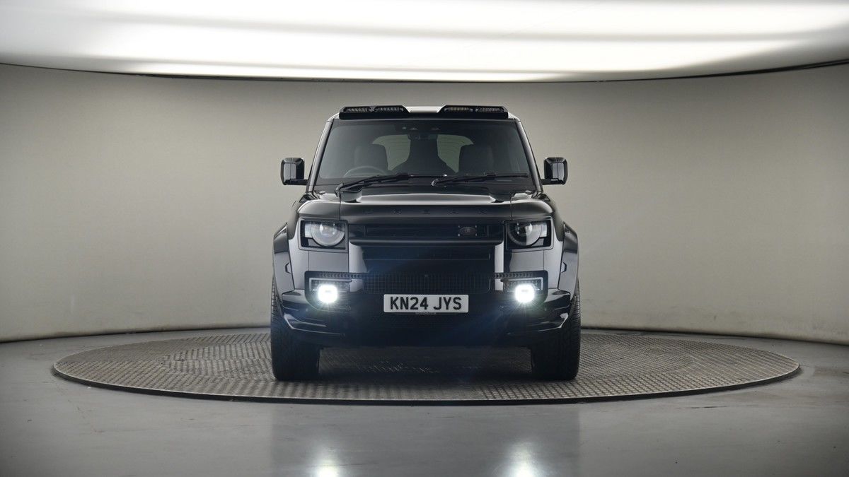 Land Rover Defender 110 Urban Image 18