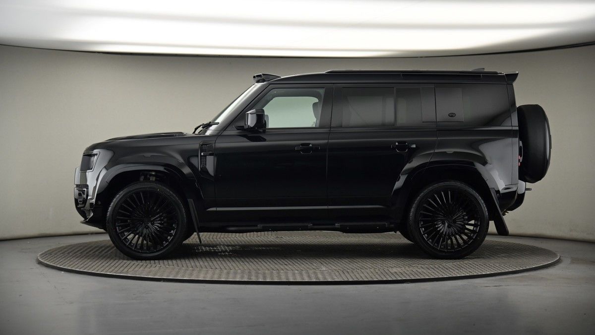 Land Rover Defender 110 Urban Image 19