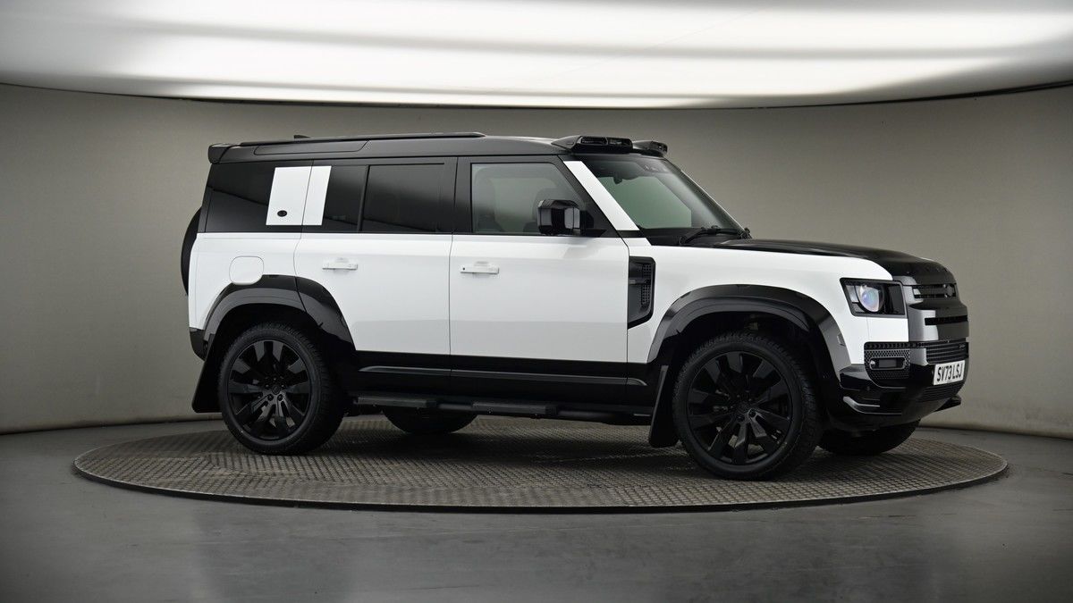 Land Rover Defender 110 Urban Image 6