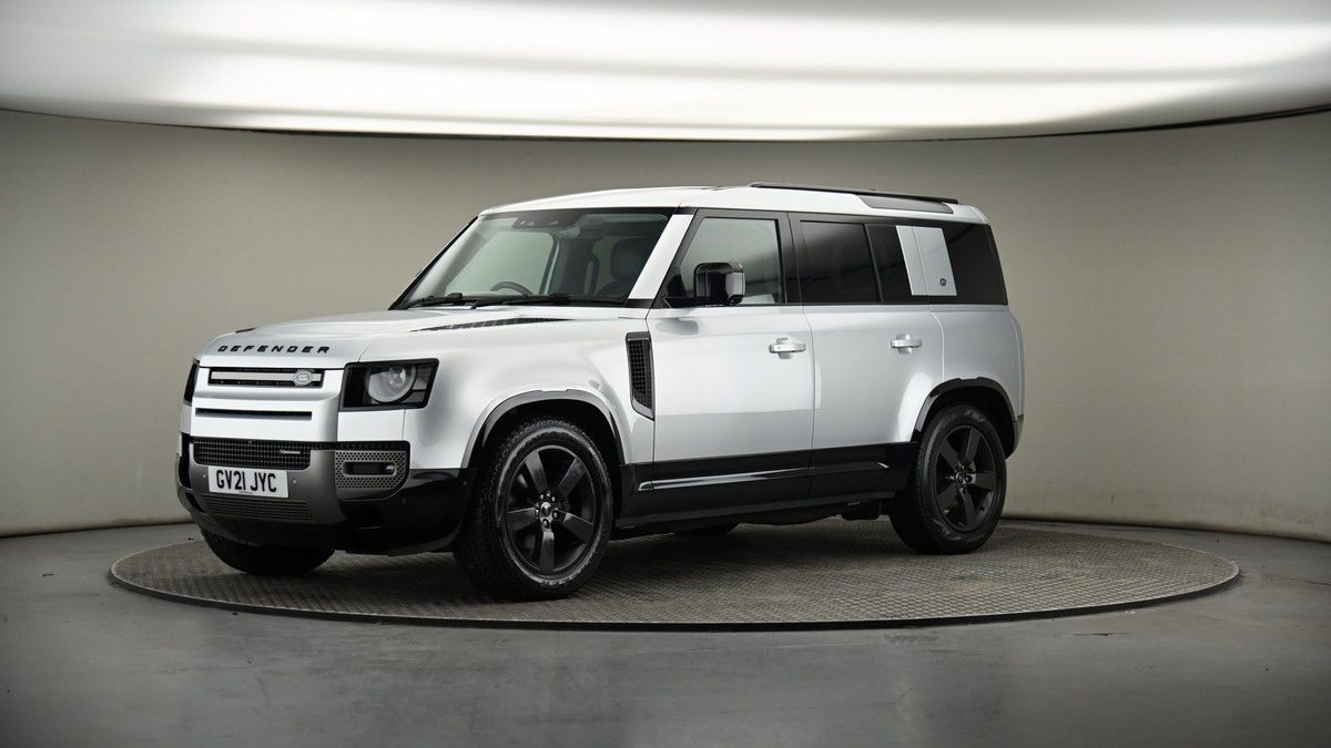 More views of Land Rover Defender 110