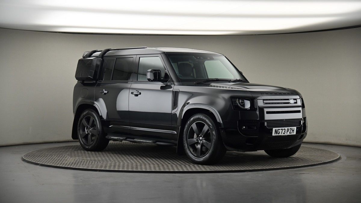 More views of Land Rover Defender 110