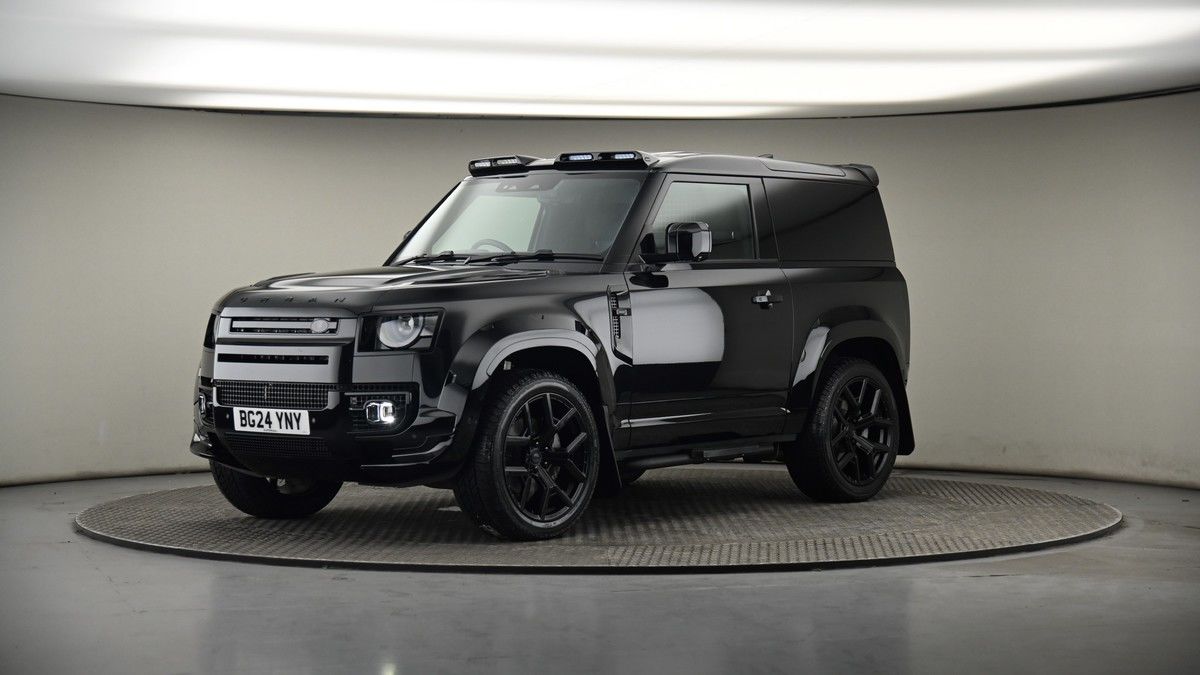 More views of Land Rover Defender 90